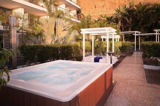 Jacuzzi Marina Suites Canary Islands